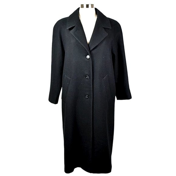 Stephanie Mathew’s Long Black Wool Coat - Picture 12 of 12